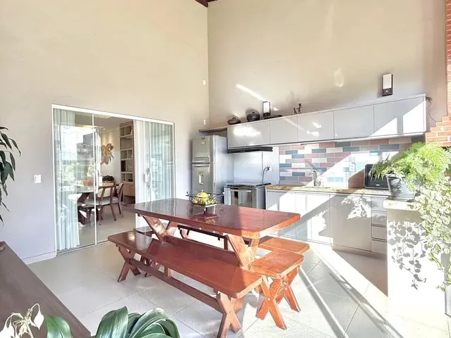 Imagem 7: Casa Linear, com 210M², Condomínio Arquipélago de Manguinhos- Serra.