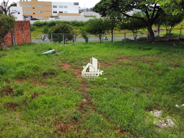 Imagem: Terreno em Paraíso, Londrina/PR