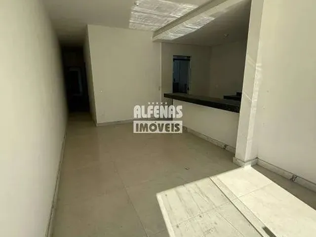 Imagem: Casa Geminada À Venda 3 Quartos no Bairro