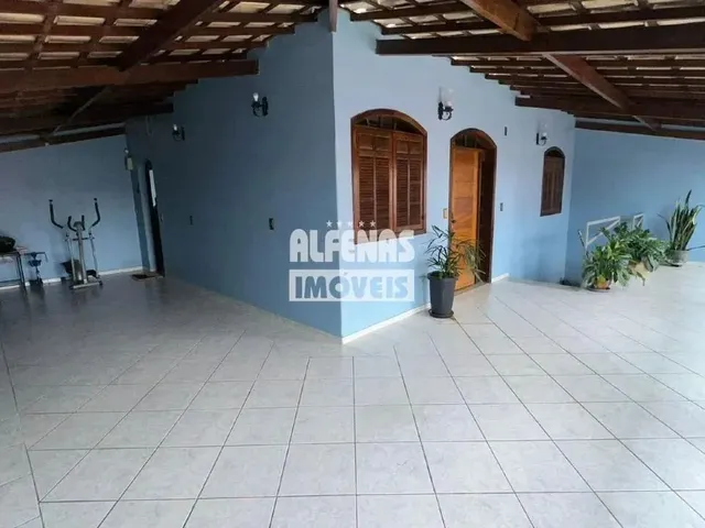 Imagem: Casa de Luxo À Venda no Bairro Eldorado