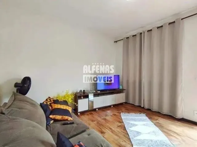 Imagem: Casa À Venda 3 Quartos no Bairro Tropical