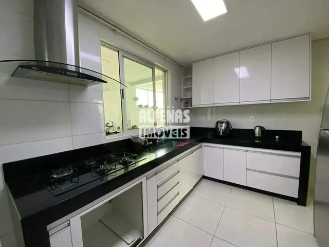 Imagem: Área Privativa À Venda 3 Quartos no Bairro