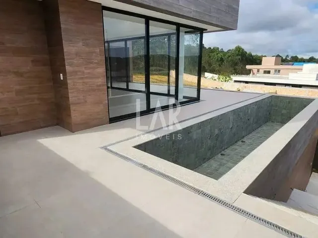 Imagem: Casa em Condomínio À Venda, 4 Quartos