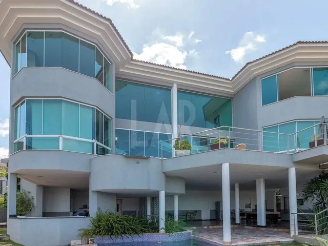 Imagem: Casa em Condomínio À Venda, 6 Quartos
