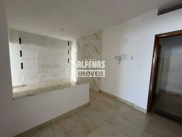 Imagem: Área Privativa À Venda 2 Quartos no Bairro