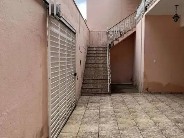 Imagem: Casa com 3 Quartos À Venda em Sabará