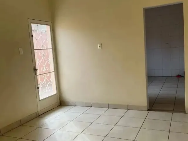 Imagem 2: Casa com 3 Quartos À Venda em Sabará