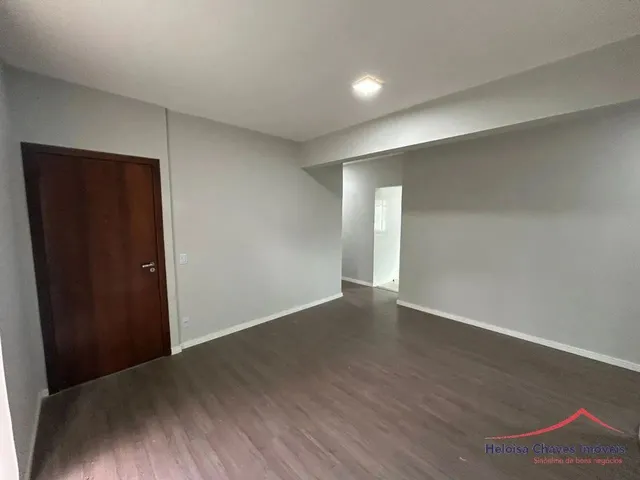 Imagem 15: Apartamento 4 Quartos com Área Privativa Reformada