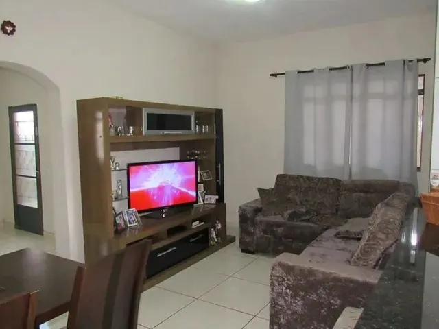 Imagem: Casa À Venda no Bairro Cristais