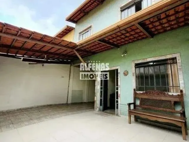 Imagem: Casa À Venda 3 Quartos no Bairro Colonial
