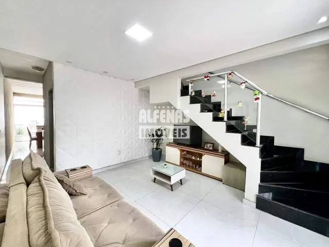 Imagem: Casa Geminada Á Venda, 03 Quartos, 01 Vaga