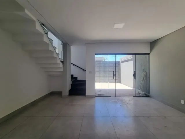Imagem 7: Casa com 3 Quartos À Venda em Ibirité