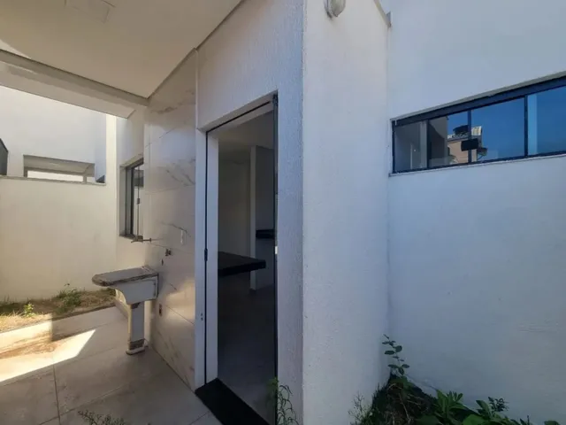 Imagem 3: Casa com 3 Quartos À Venda em Ibirité