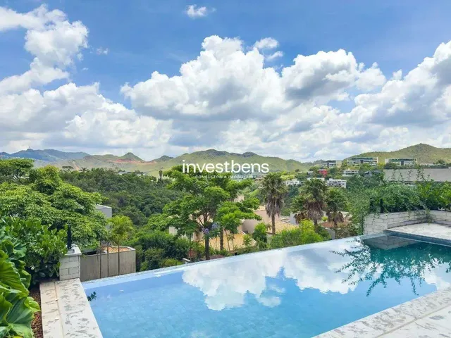 Imagem: Casa com 5 Suítes, 585 M² À Venda no