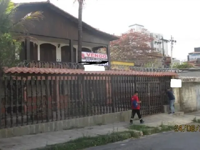 Imagem: Casa para Vender com 4 Quartos 1 Suítes