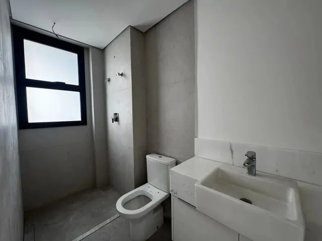 Imagem 11: Apartamento para Venda em Nova Lima, Jardim das Mangabeiras, 4 Dormitórios, 4 Suítes, 5
