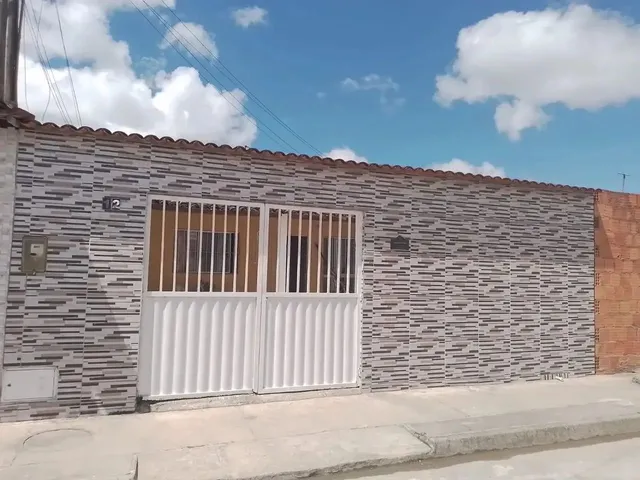 Imagem: Casa À Venda em Rua Pública, Mata do Rolo