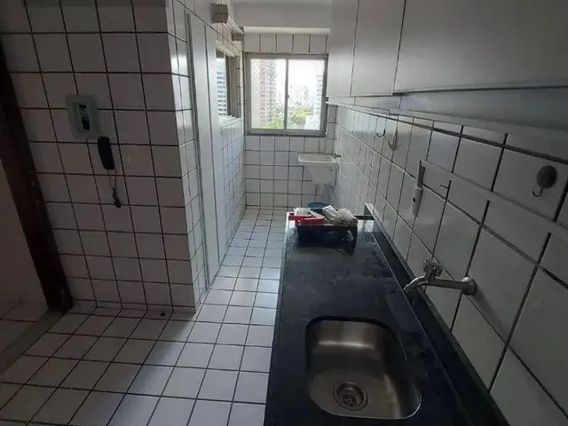 Imagem 3: Apartamento com 3 Dormitórios para Alugar, 66 M² por R$ 2.750,02/Mês - Espinheiro