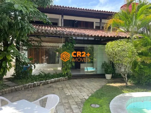 Imagem: A casa possui 4 Dormitórios, 3 Suítes, 5 Banheiros, 3