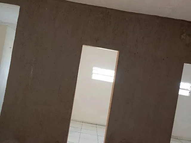 Imagem: Aluga-Se Casa Incluso Água e Energia