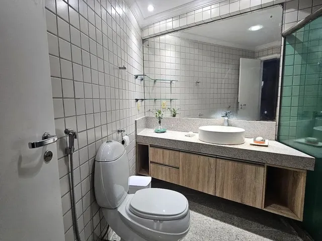 Imagem 12: Apartamento Mobiliado Próximo da Praça da Jaqueira no Saint Elisée com 4 Quartos