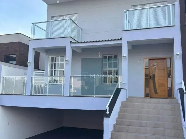 Imagem: Casa com 4 Dormitórios À Venda, 316 M²