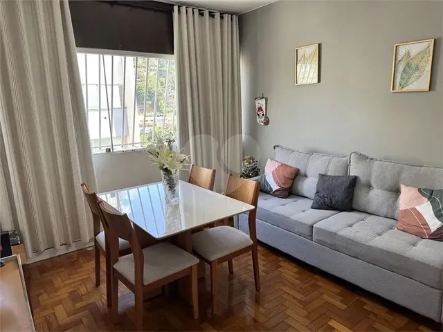 Imagem 5: Apartamento com 3 Quartos À Venda em Centro - Es