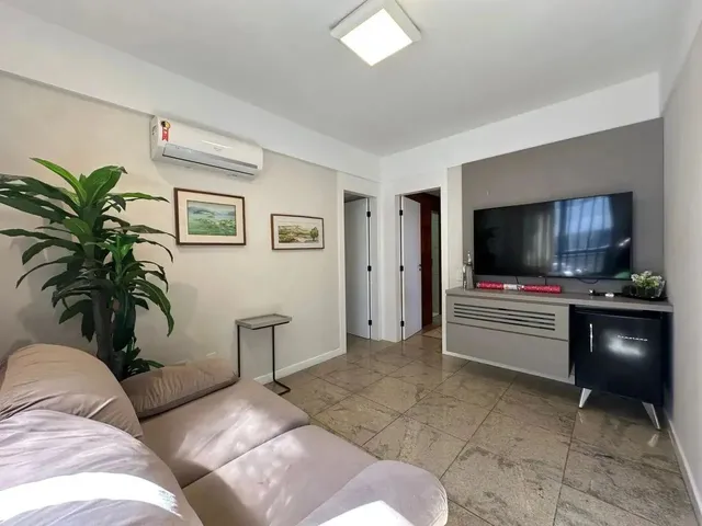 Imagem 14: Imóvel para Venda com 240 Metros Quadrados com 4 Quartos em Mata da Praia - Vitória - Es