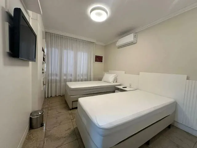 Imagem 7: Imóvel para Venda com 240 Metros Quadrados com 4 Quartos em Mata da Praia - Vitória - Es