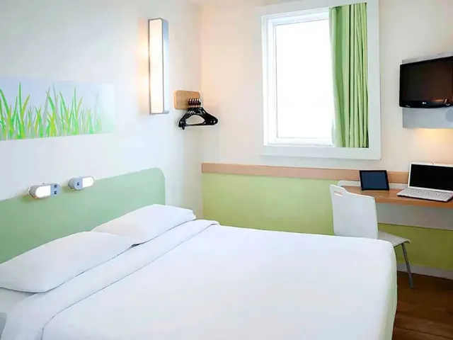 Imagem: Excelente Flat para Venda - Ibis Budget