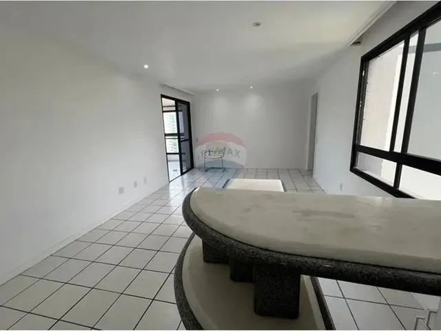 Imagem 4: Apartamento com 2 Quartos À Venda, em Vitoria Perfeito para Airbnb