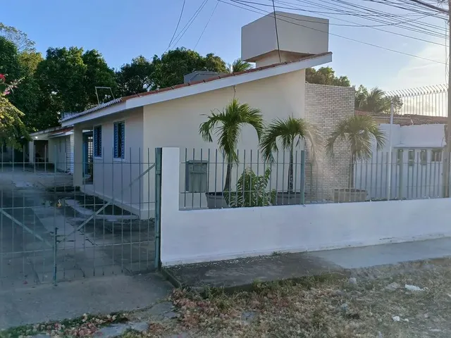Imagem: Casa com 2 Quartos Nascente, a 5 Min da
