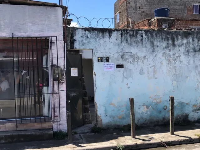 Imagem: Casa com 3 Unidades Conjugadas, Sendo Uma
