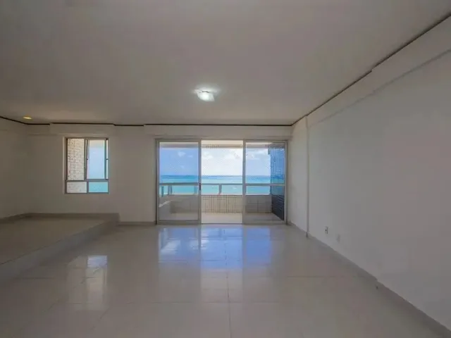 Imagem: Cobertura em Candeias com Vista do Mar À