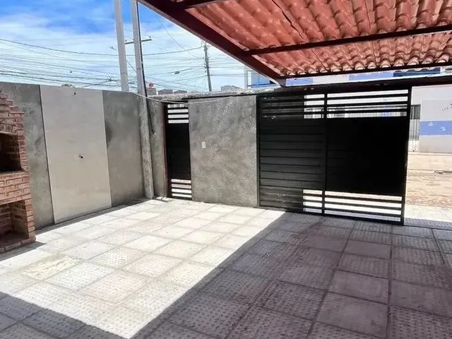 Imagem: Casa À Venda em Rua Pública, Pau Amarelo