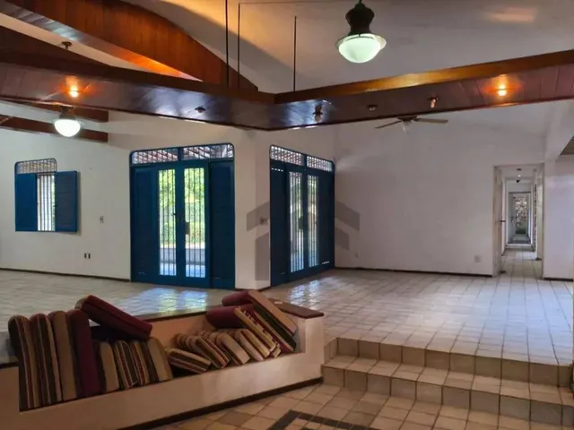 Imagem: Casa Residencial de 450M² À Venda, com