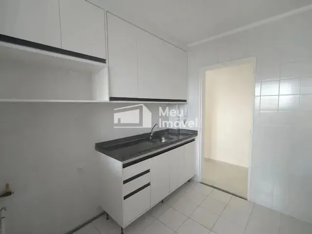 Imagem: O apartamento possui 3 Dormitórios, 1 Suíte, 2 Banheiros,