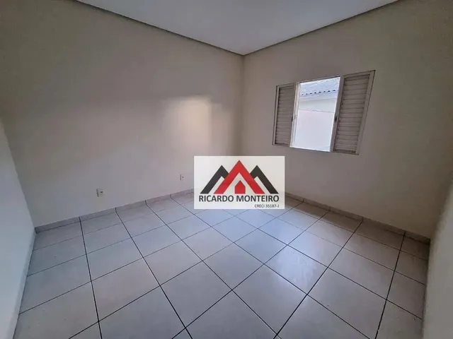 Imagem 2: Apartamento com 2 Dormitórios para Alugar, 70 M² por R$ 1.270,00/Mês - Centro