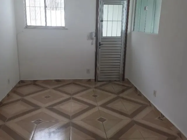 Imagem: Aluga Se Apartamento Amplo Kitnet em Vila