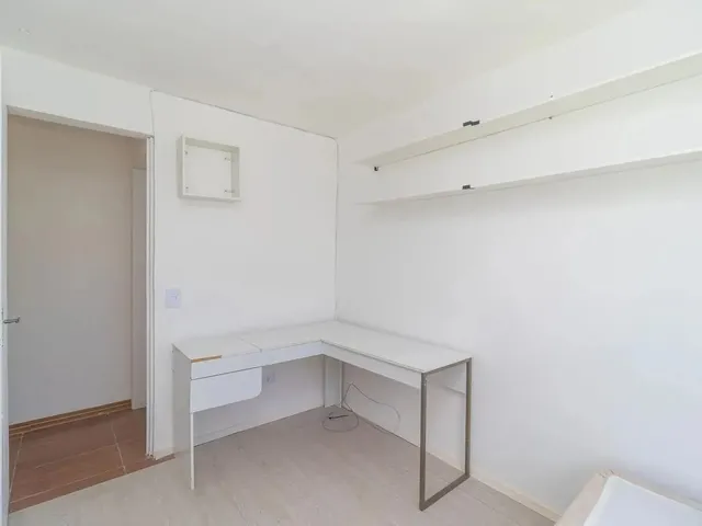 Imagem 2: Apartamento de 2 Quartos no Bairro Campo Comprido