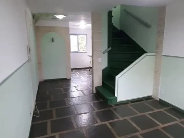 Imagem: Duplex em Cond. Fechado em Piedade