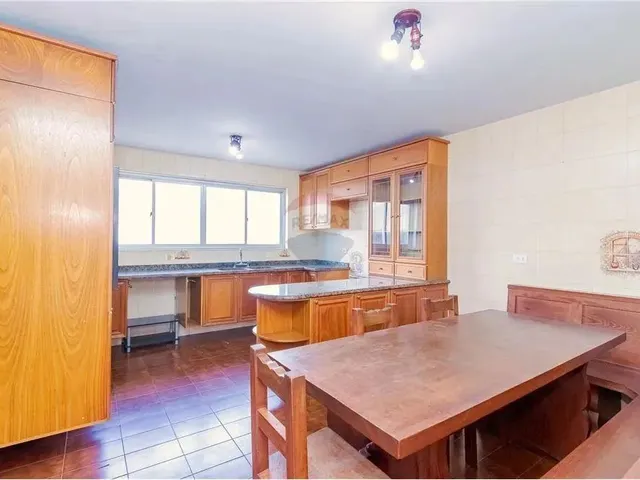 Imagem: Aluguel R$ 3.300 -Apartamento 141,27M²