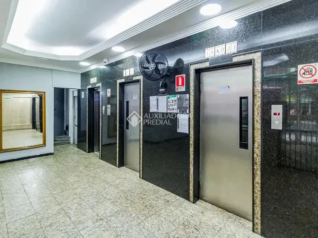 Imagem 9: Imóvel para Aluguel com 20 Metros Quadrados com 1 Quarto em Centro Histórico - Porto