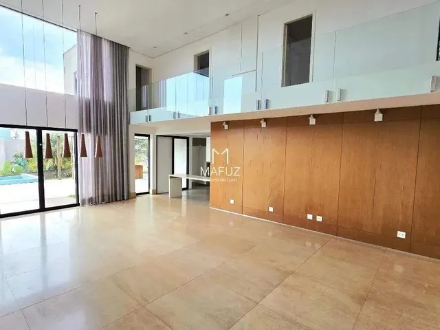 Imagem 10: Casa com Vista Privilegiada para a Lagoa em Um Terreno de 626M²