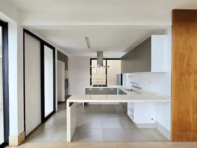 Imagem 12: Casa com Vista Privilegiada para a Lagoa em Um Terreno de 626M²
