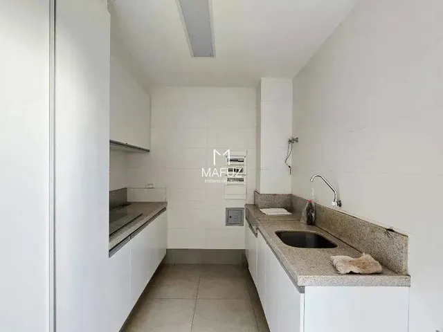 Imagem 13: Casa com Vista Privilegiada para a Lagoa em Um Terreno de 626M²