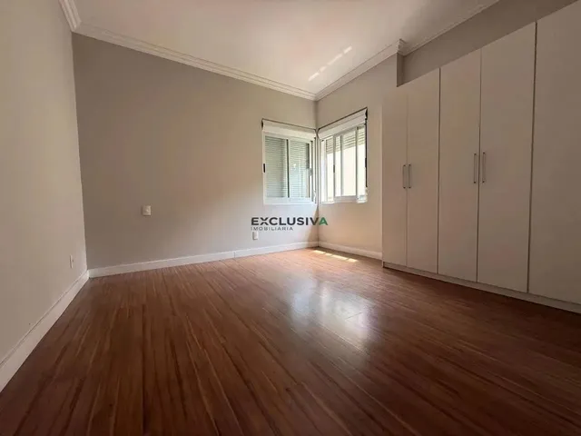 Imagem 2: Casa Linear em Condomínio - 03 Quartos - Alphaville Lagoa dos Ingleses