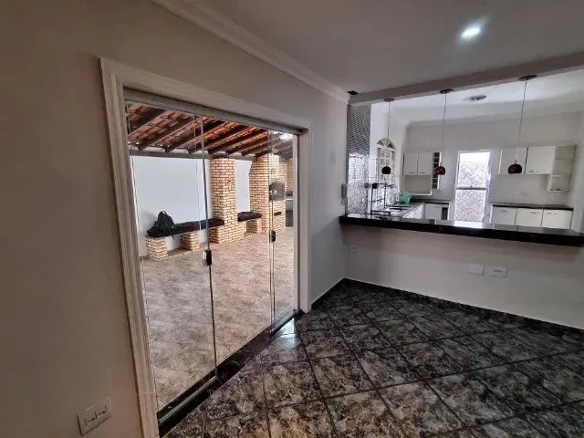 Imagem 13: Aluguel Casa em Contagem Bairro Alvorada - 3 Quartos