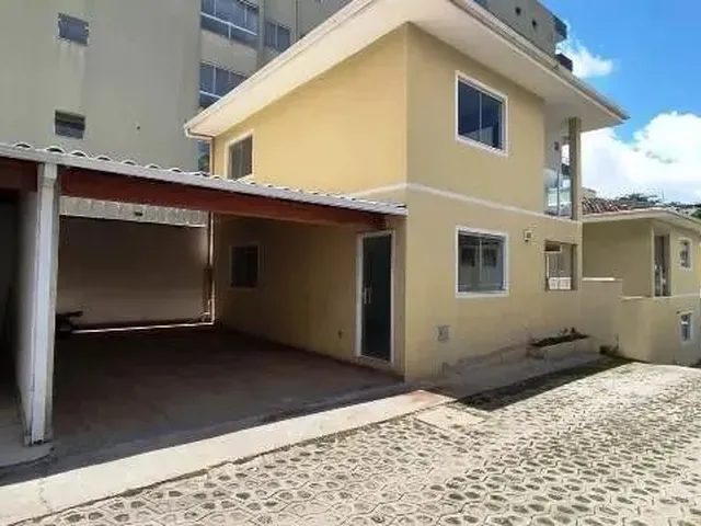 Imagem: Contagem - Casa Padrão - Europa