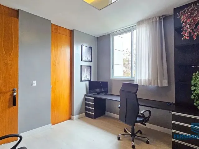 Imagem 12: Casa 4 Quartos para Alugar, 450M² - Vila Castela